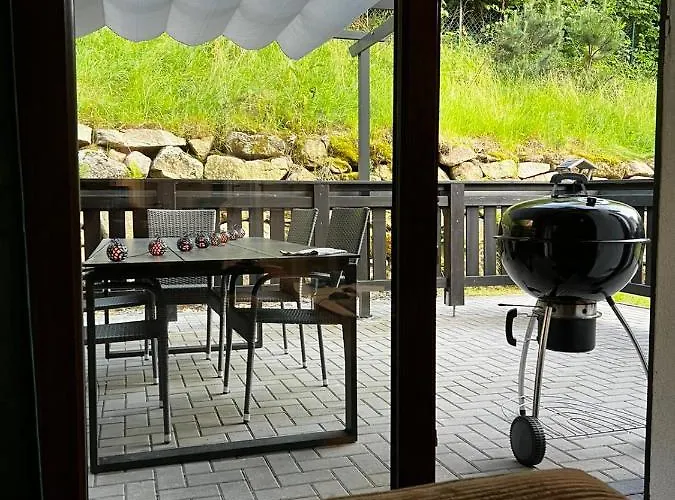 Apartalala, Z Ogrodem *