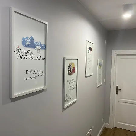 Apartalala, Z Ogrodem *